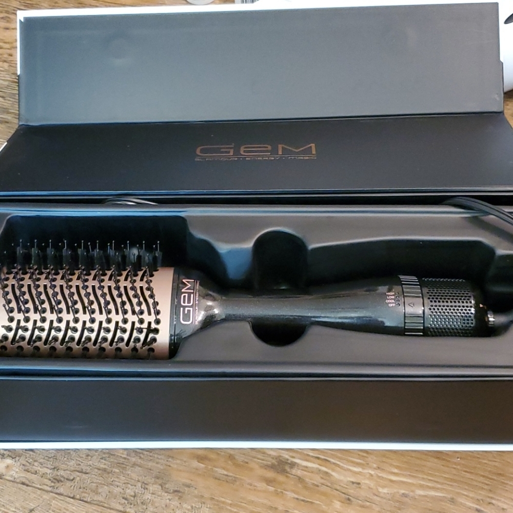 GEM hot air brush